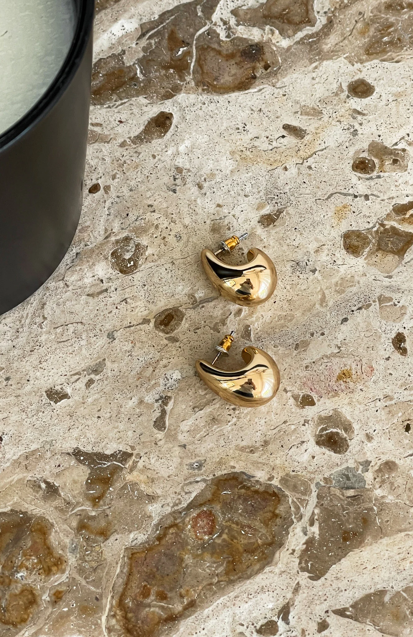 Arabella Earrings Gold - Image 2