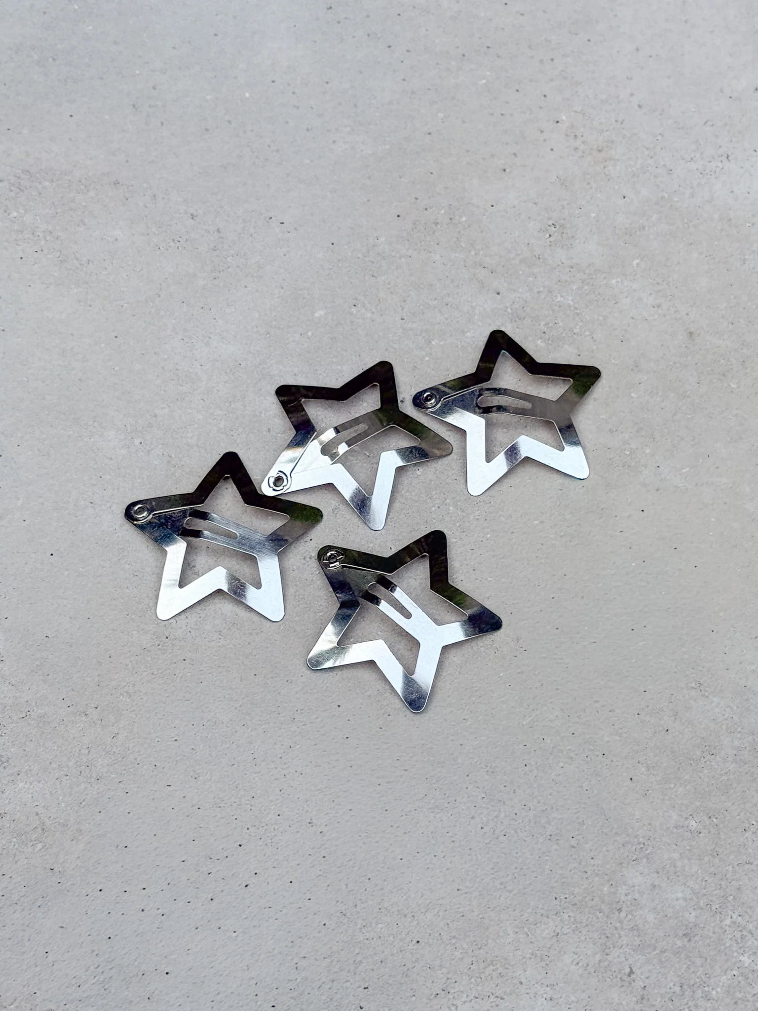 Axton 6 Pack Hair Clips Silver - Image 2
