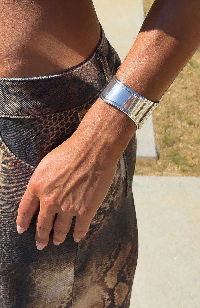 Azura Chunky Bangle Silver