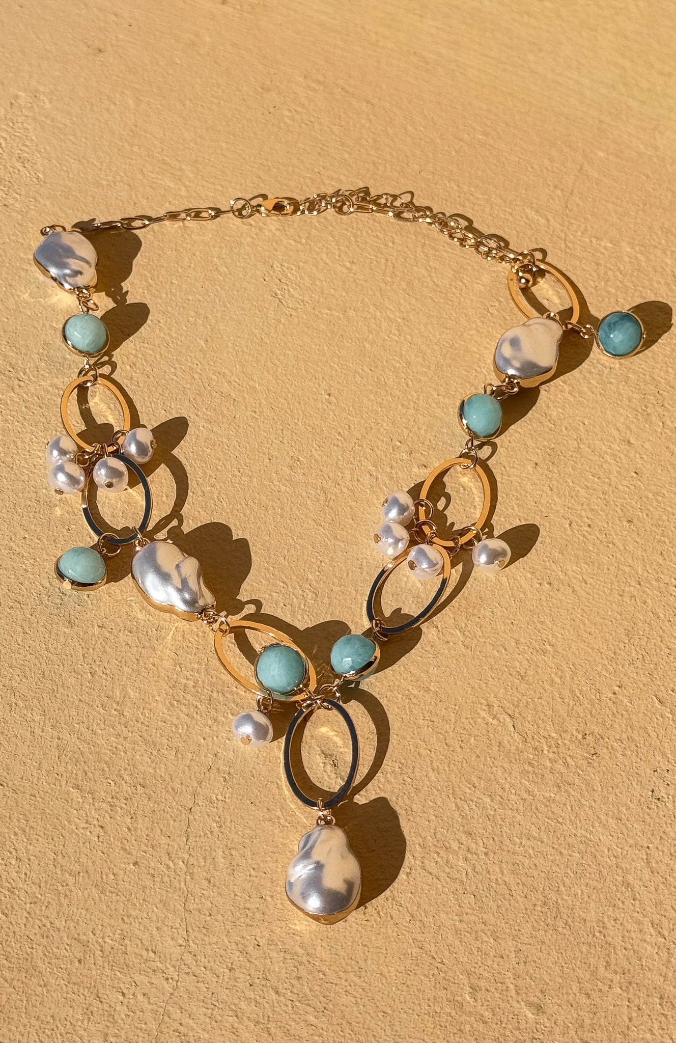 Borna Necklace Gold - Image 3