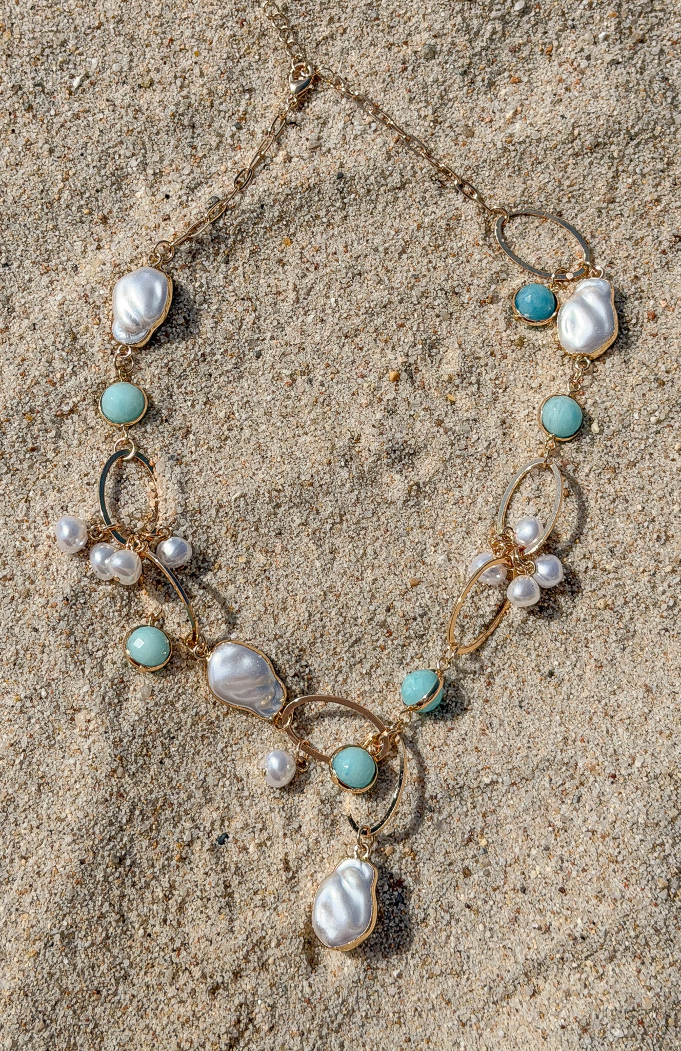 Borna Necklace Gold - Image 4