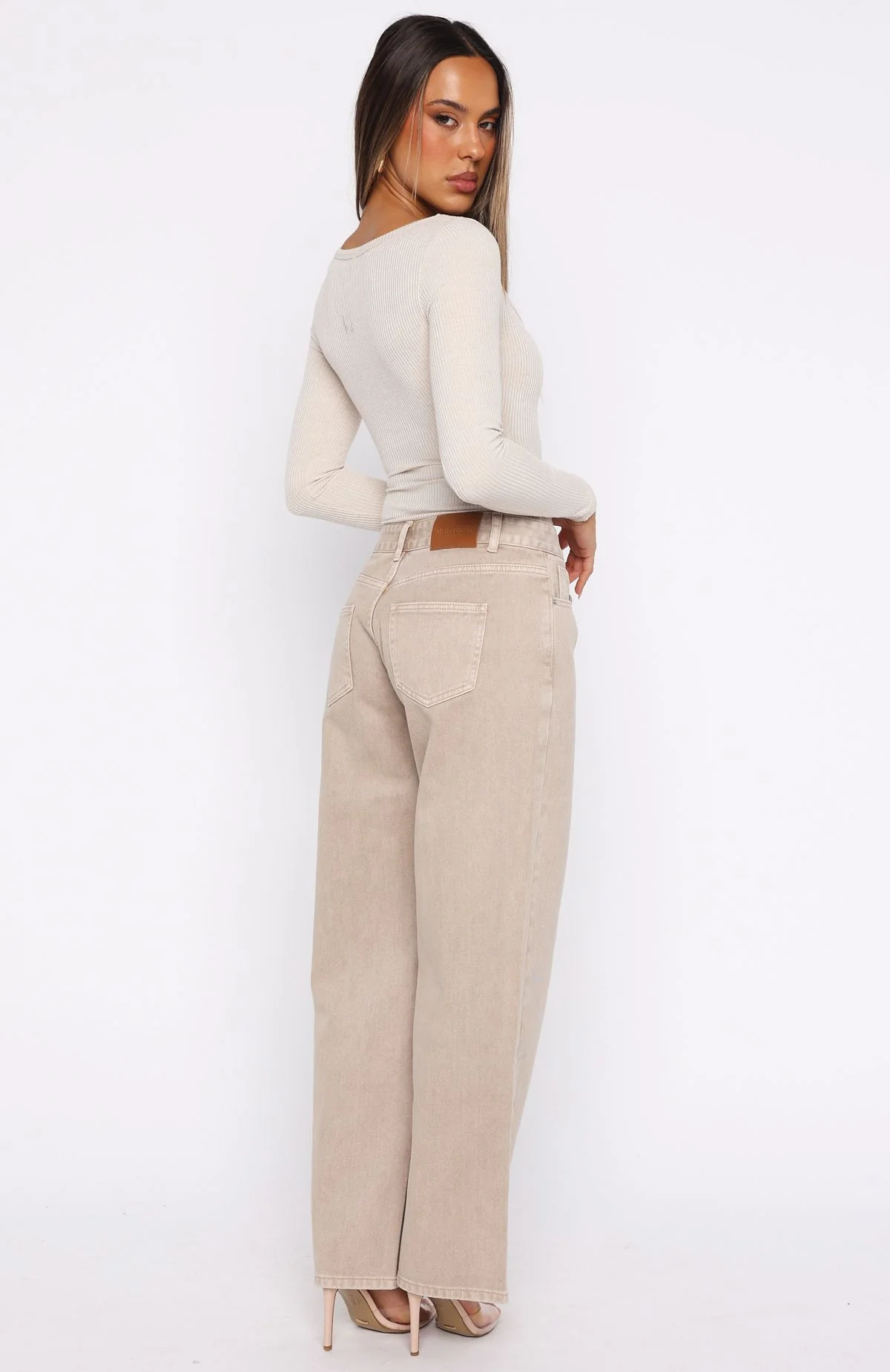 Bring The Style Low Rise Wide Leg Jeans Sesame Wash - Image 5