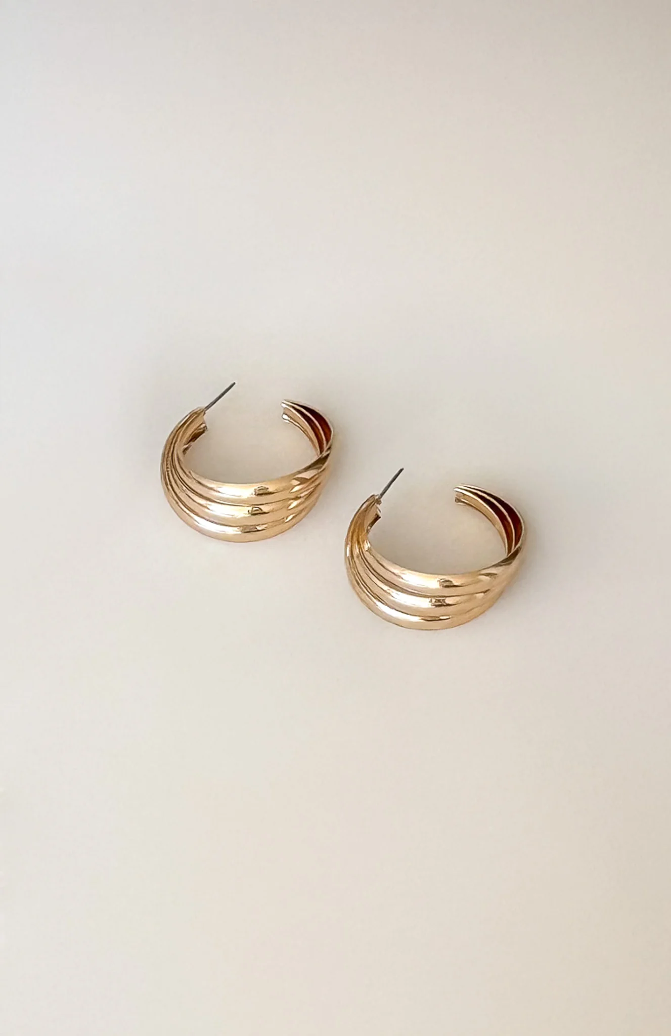 Cerese Earrings Gold - Image 2