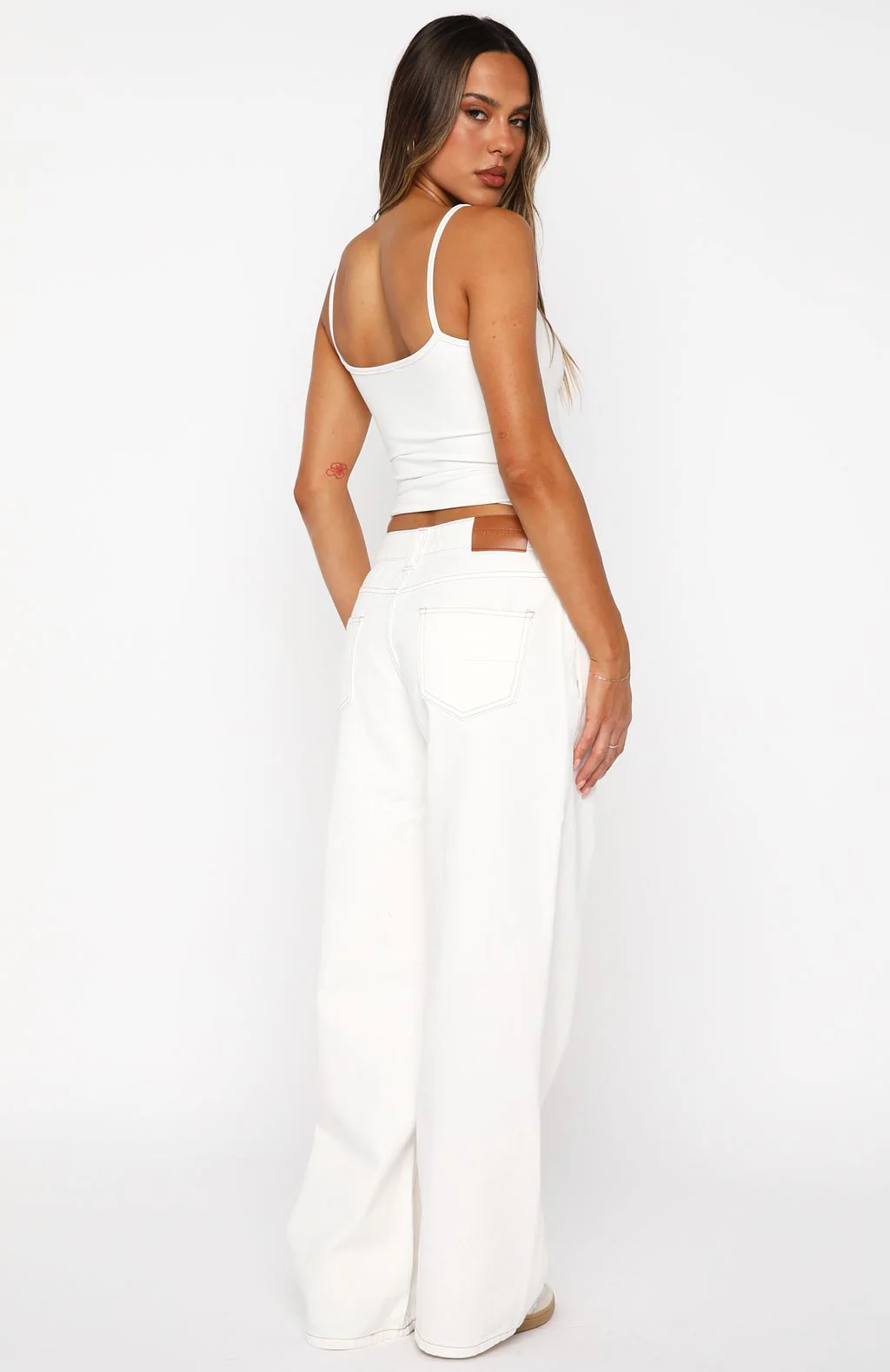 Clarissa Low Rise Wide Leg Jeans Off White - Image 4