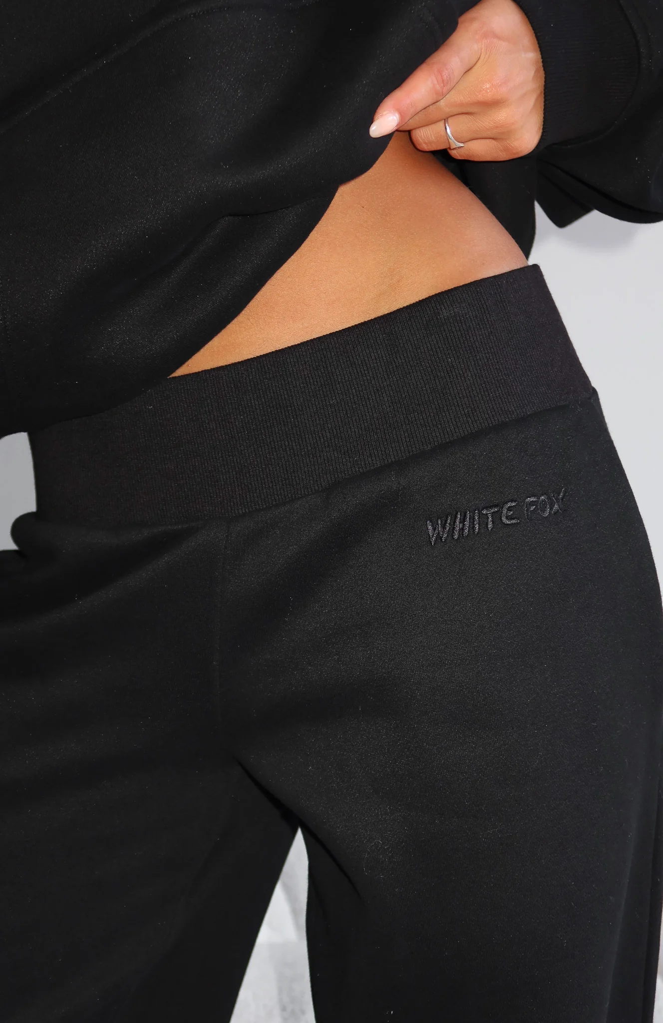 Come A Long Way Wide Leg Sweatpants Black - Image 2