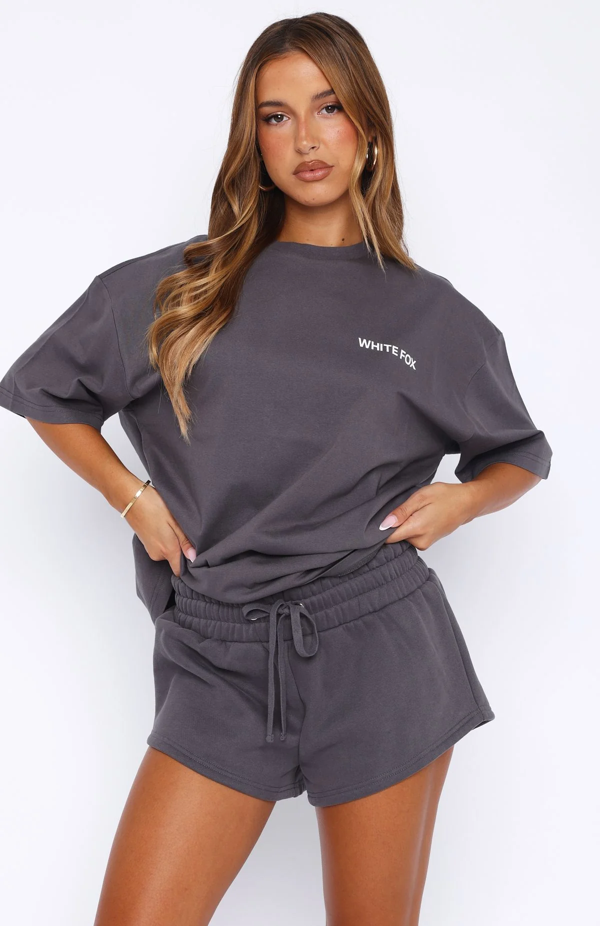 Core Classic Oversized Tee Volcanic - Image 3