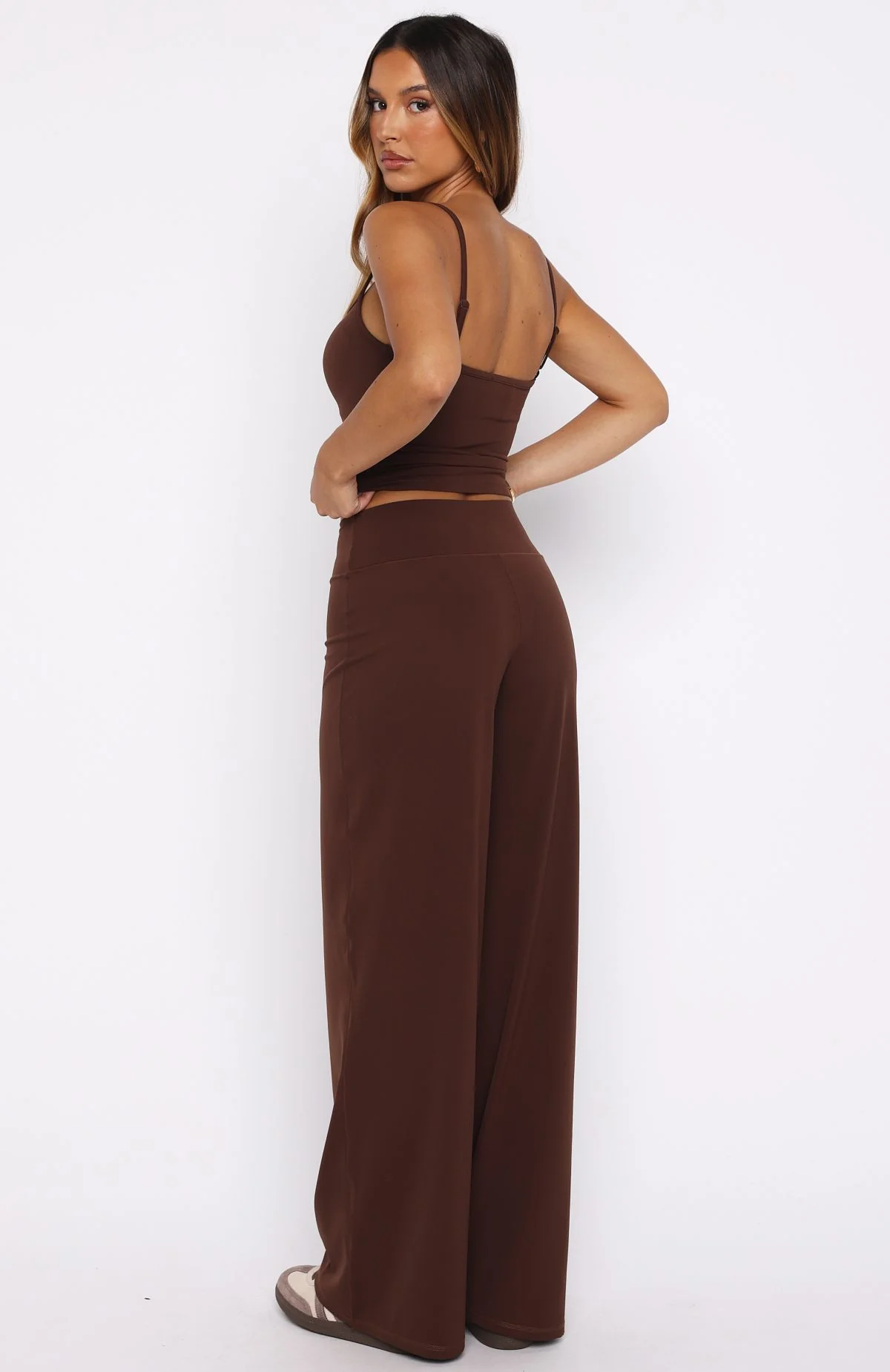 Core Strengths Wide Leg Pants Chocolate - Image 4