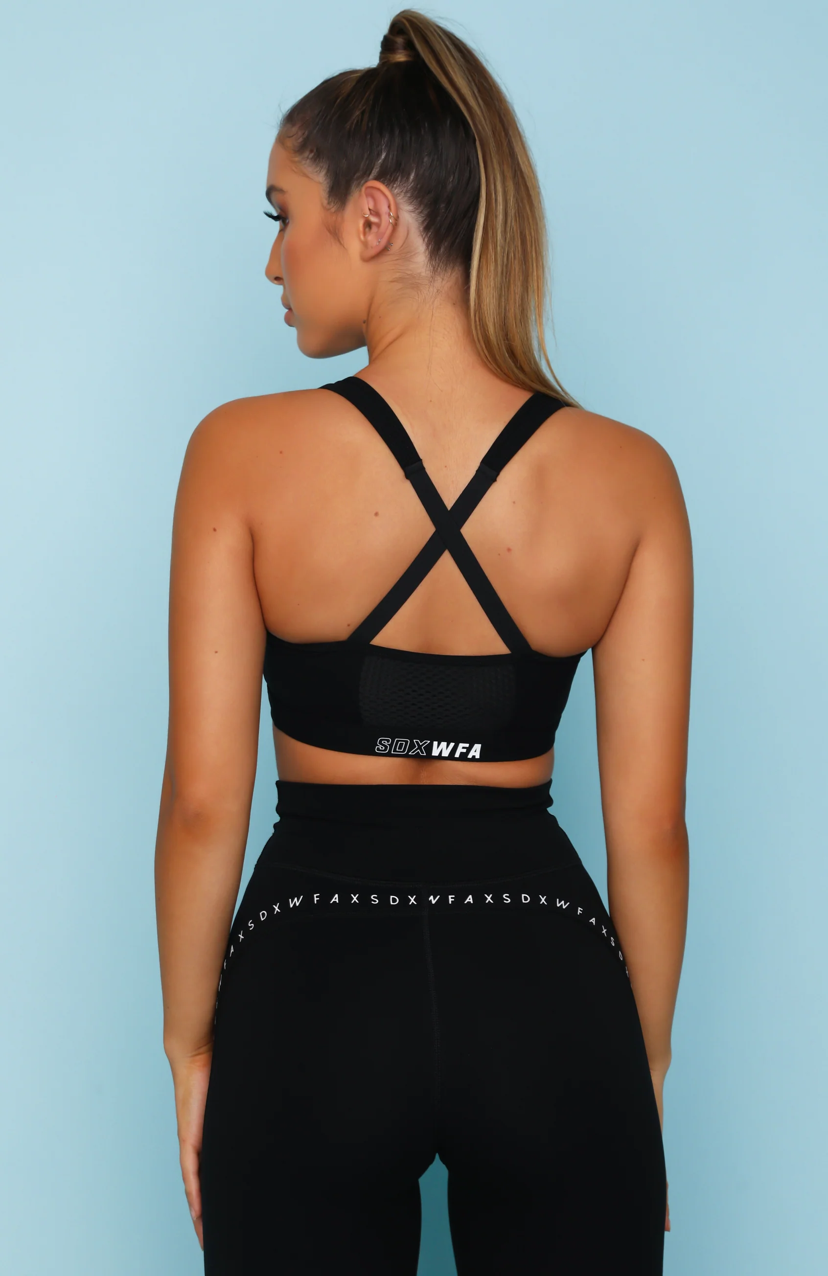 Dominate Sports Bra Black - Image 2