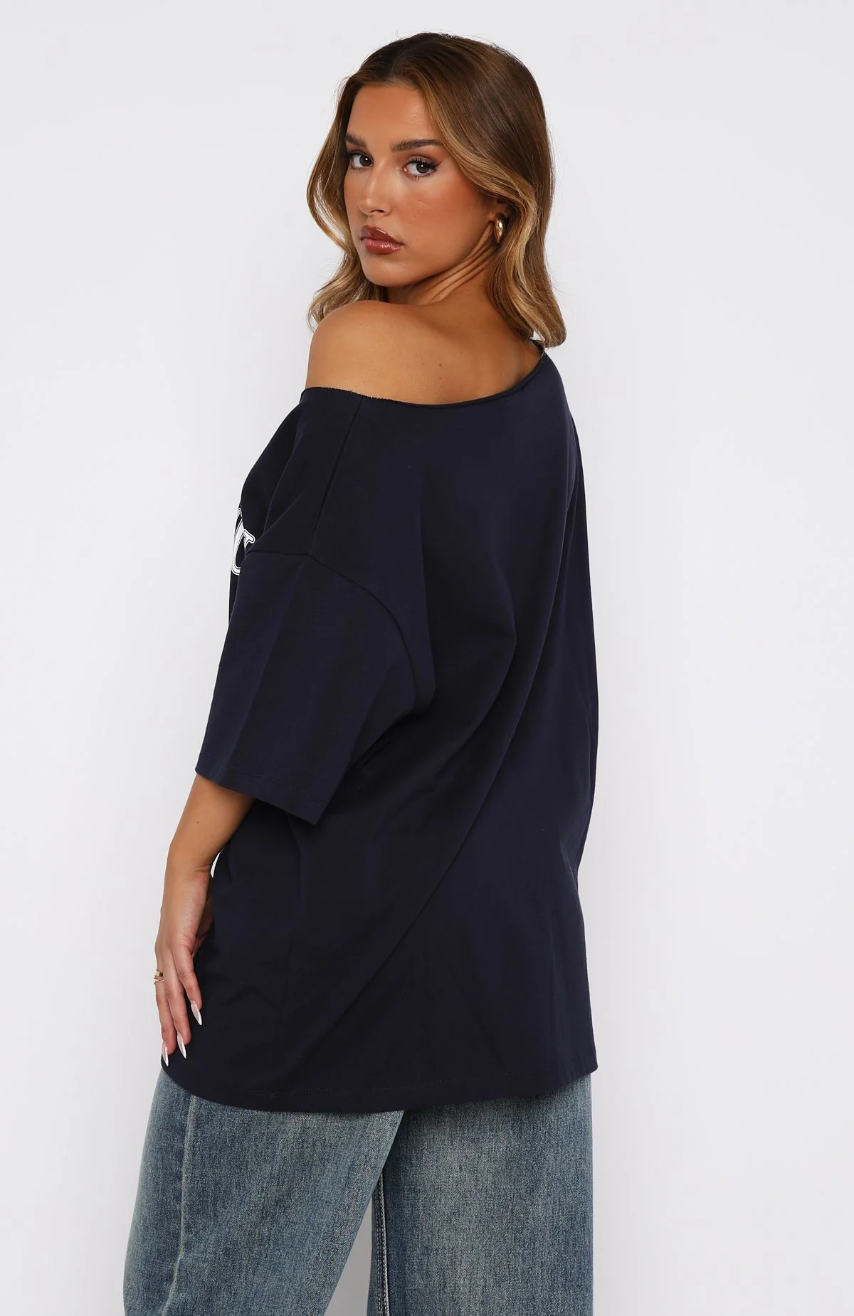 Everything In Time Off Shoulder Oversized Tee Navy - Image 4