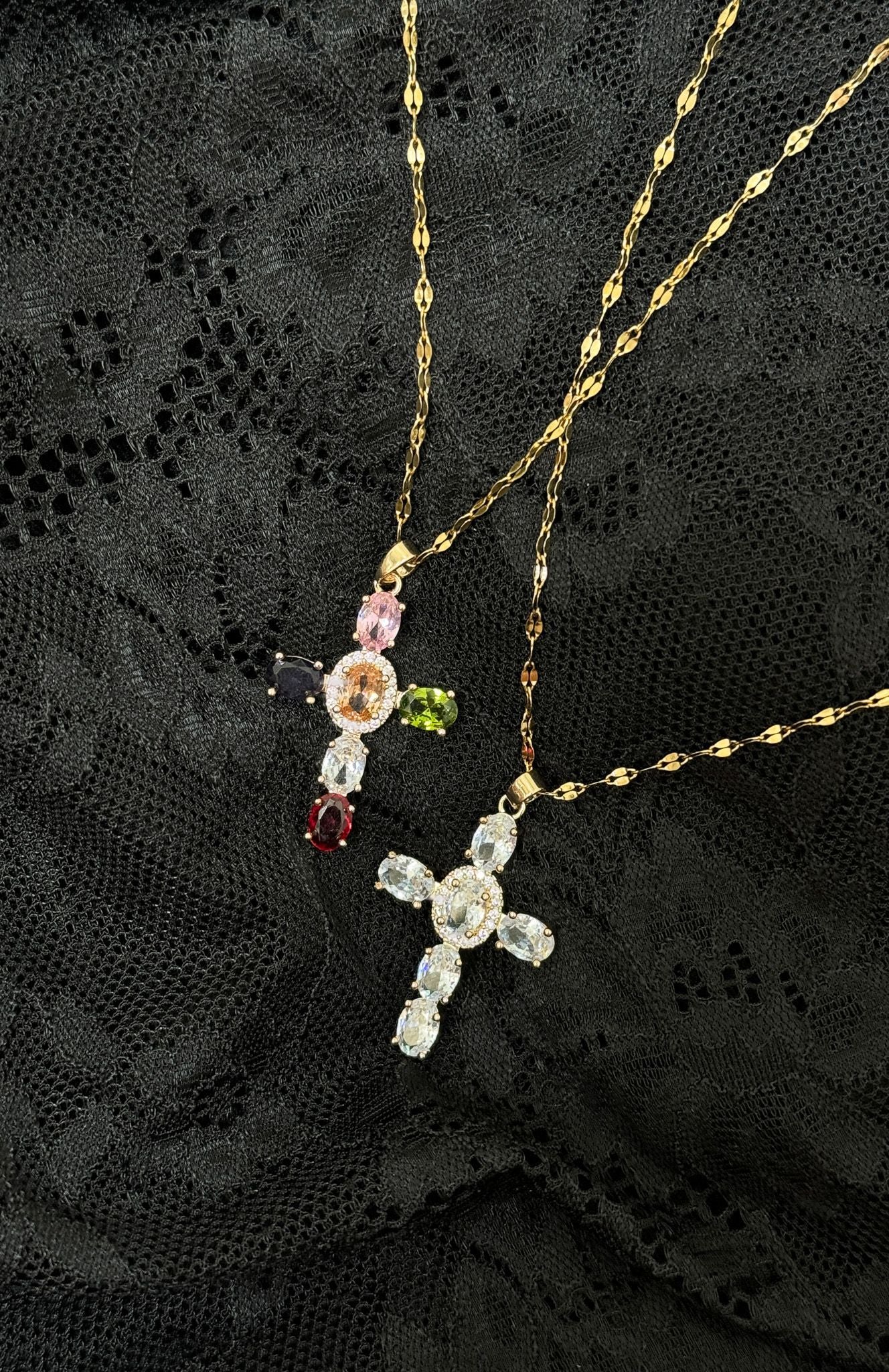 Gable Necklace Set Gold - Image 2