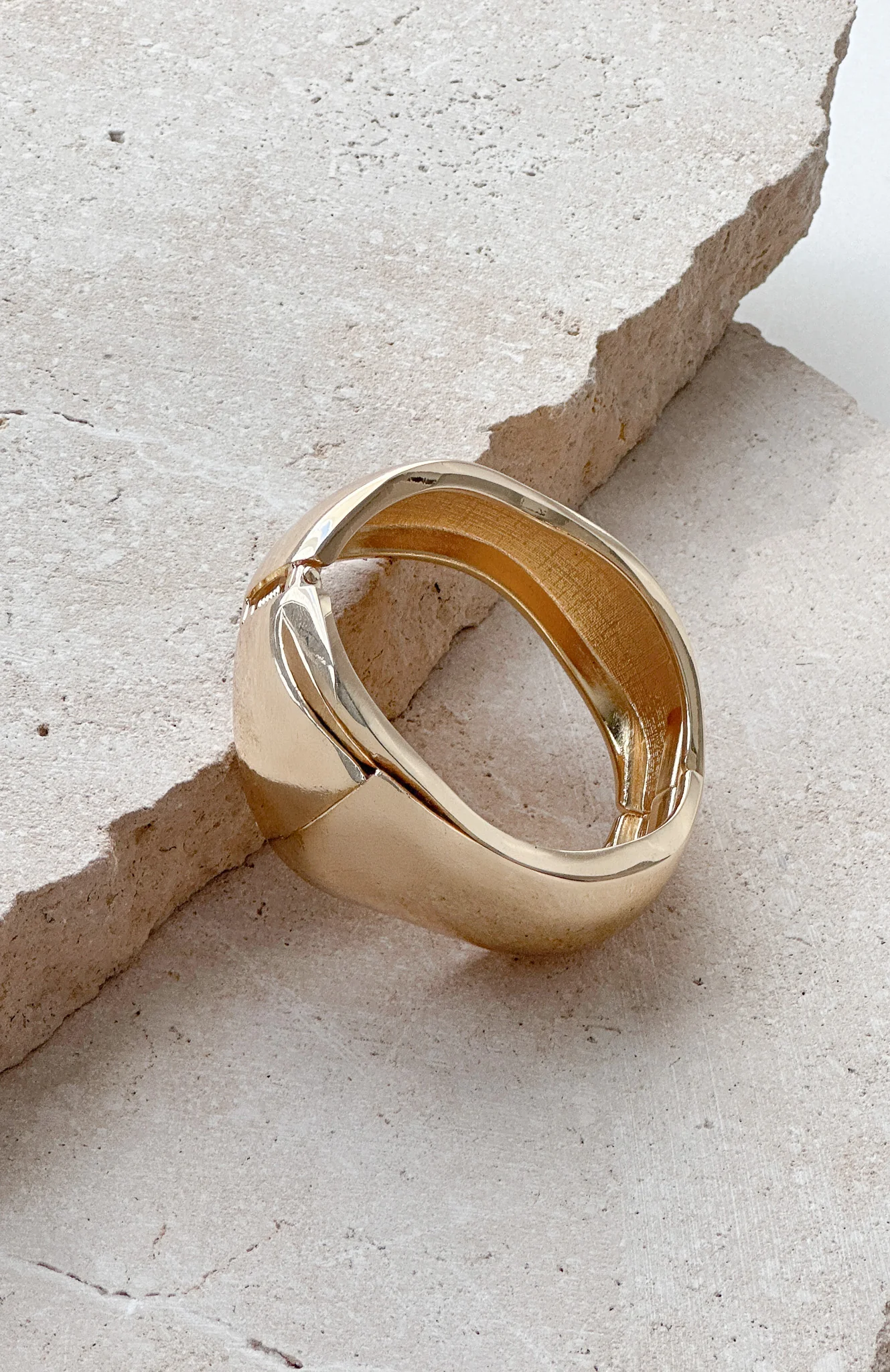 Jayde Bracelet Gold - Image 3