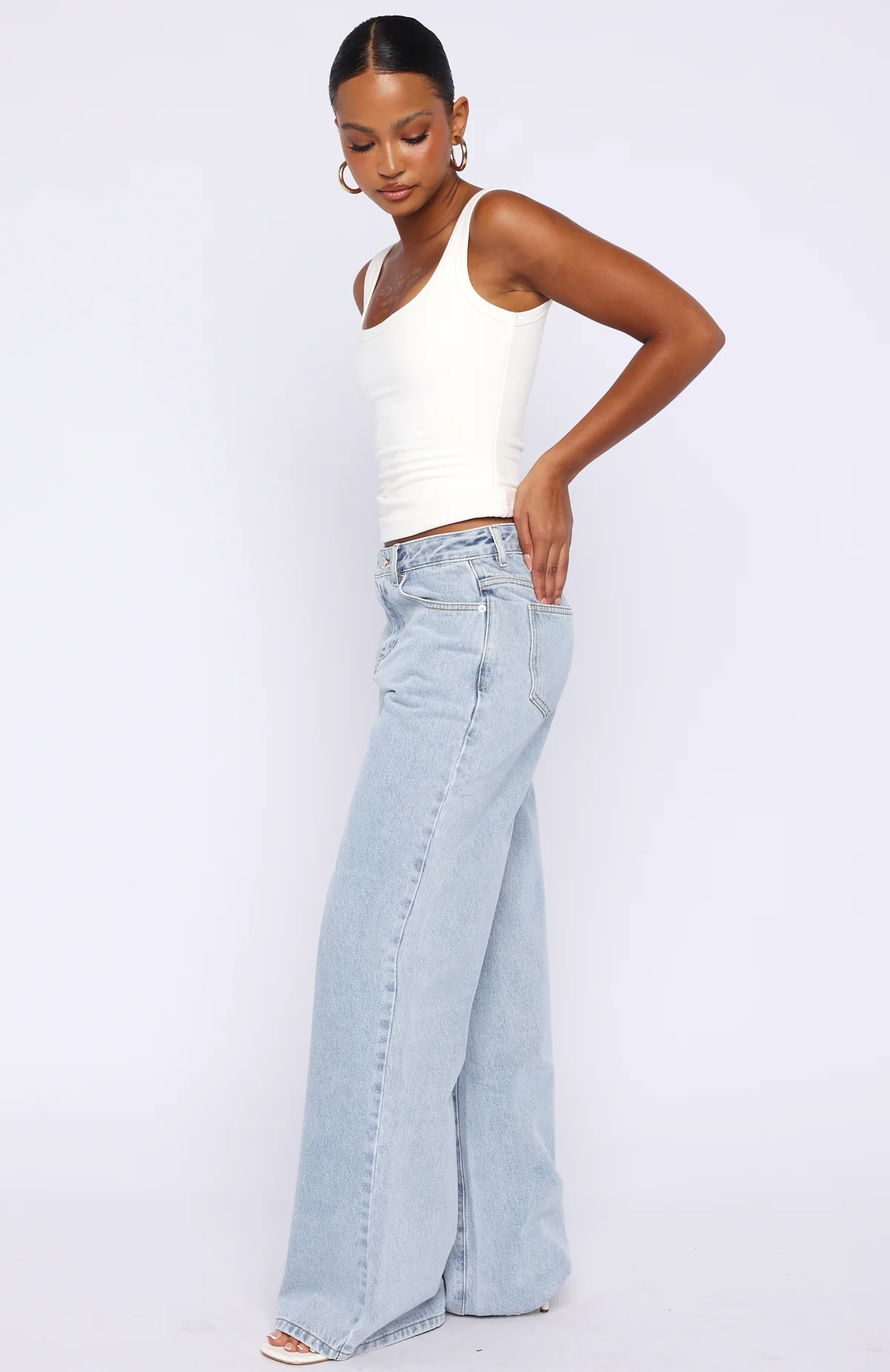Just My Type Mid Rise Wide Leg Jeans Mid Blue - Image 3