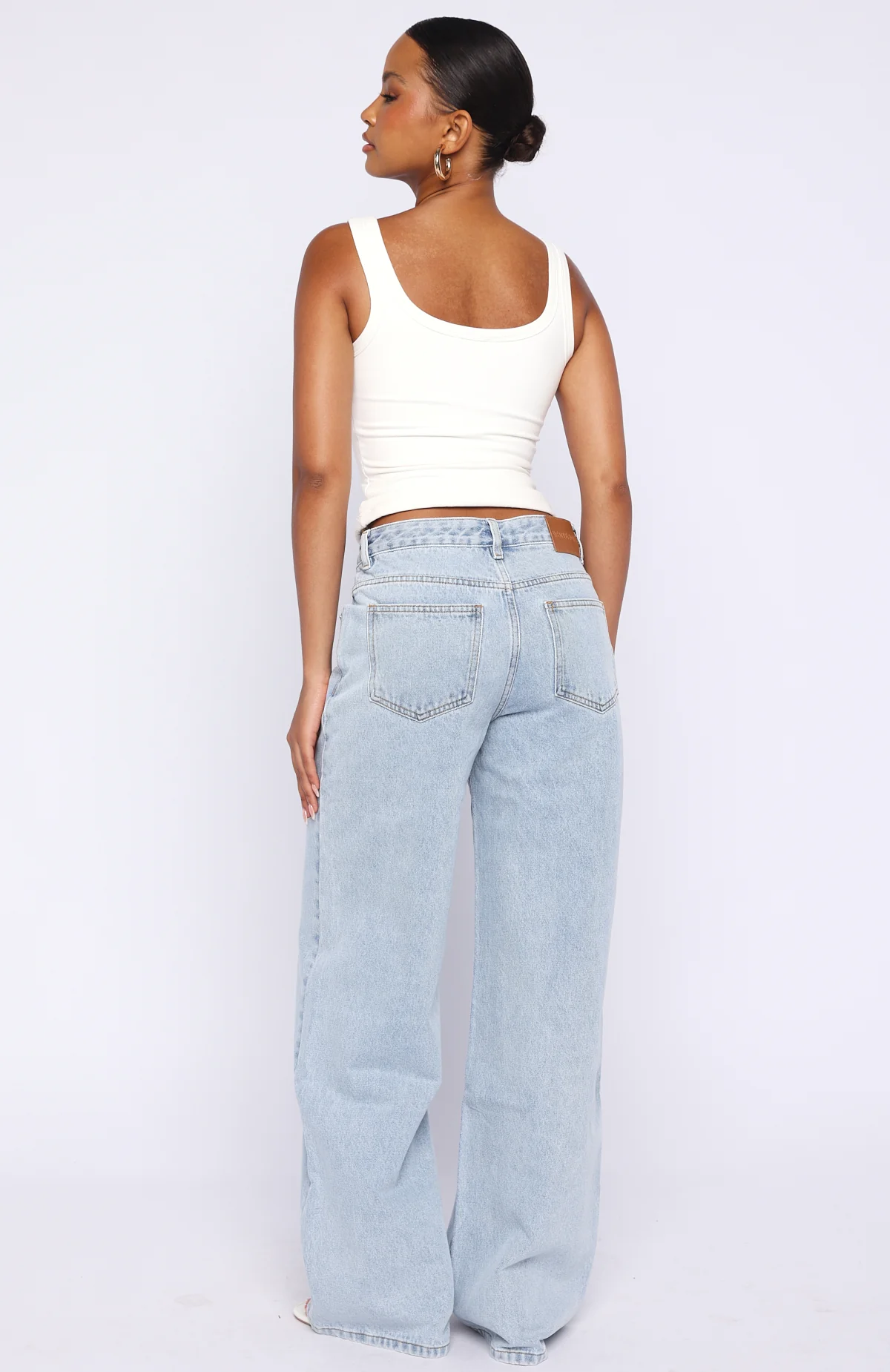 Just My Type Mid Rise Wide Leg Jeans Mid Blue - Image 4