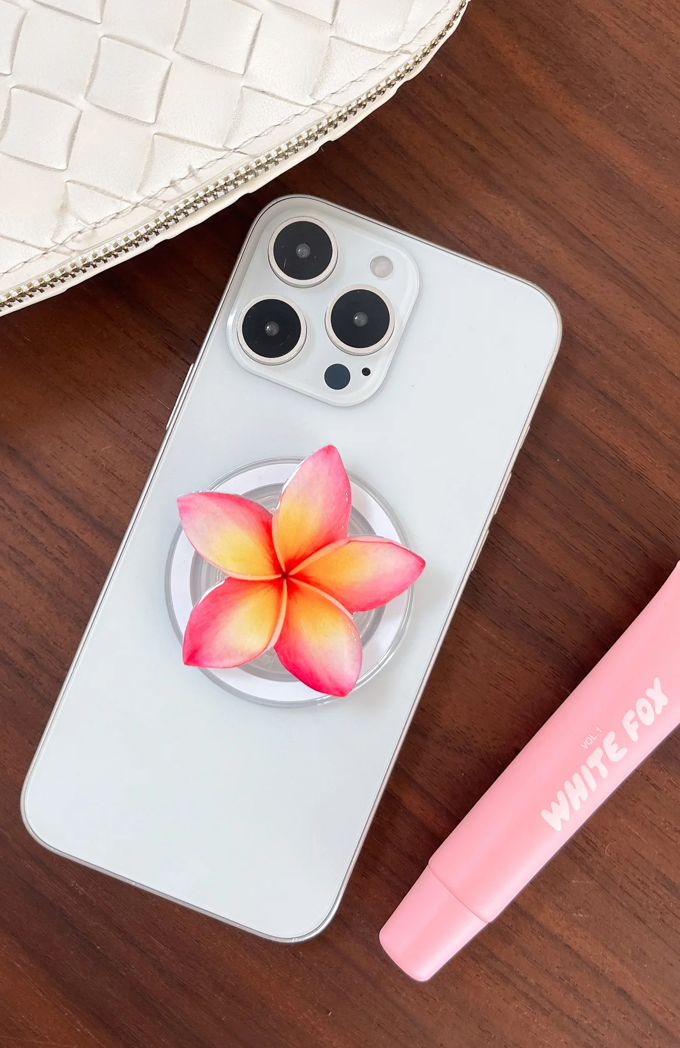 Kadence Magnetic Phone Grip Pink Frangipani - Image 3