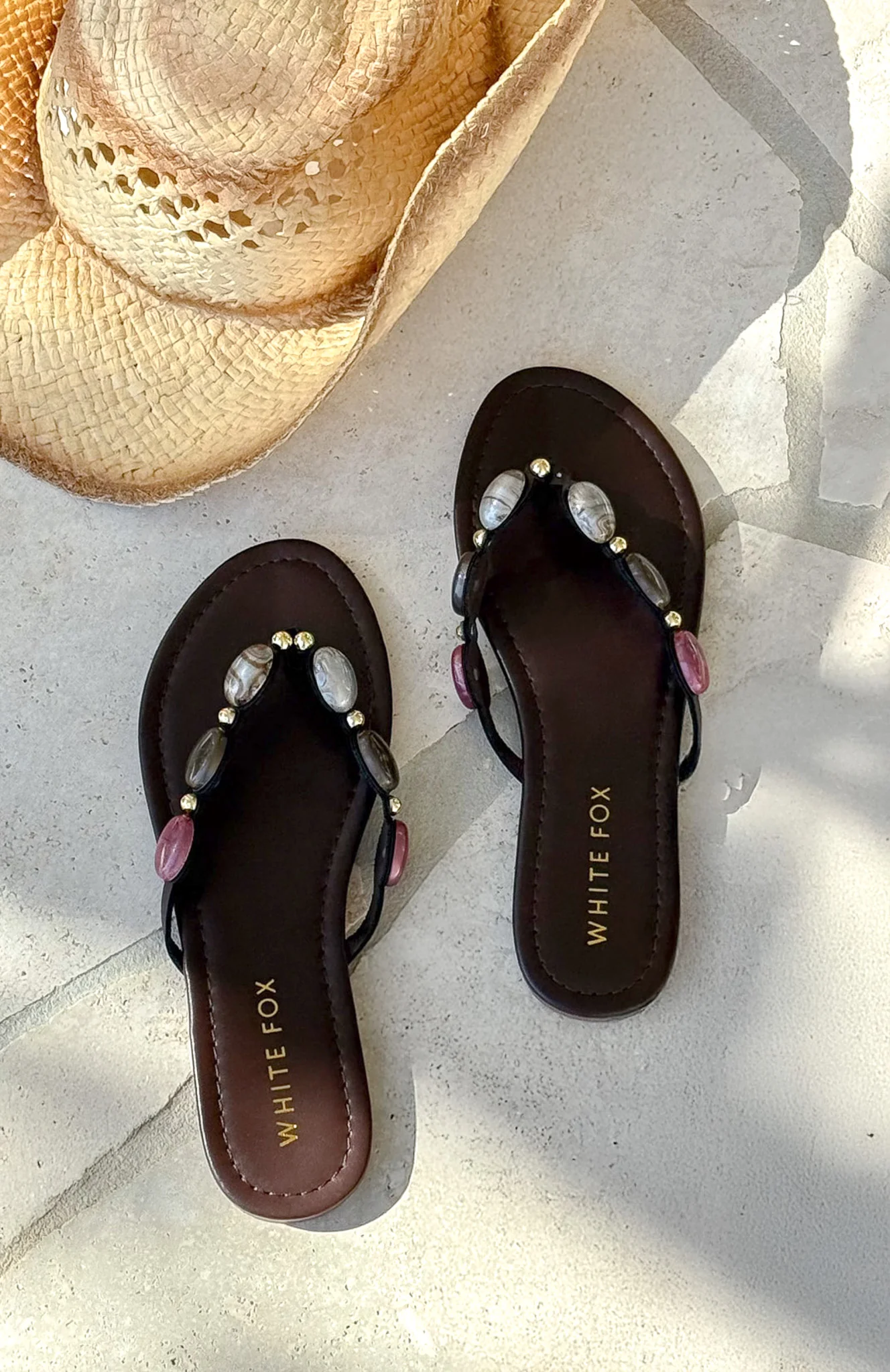 Kira Beaded Thong Sandals Chocolate - Image 4