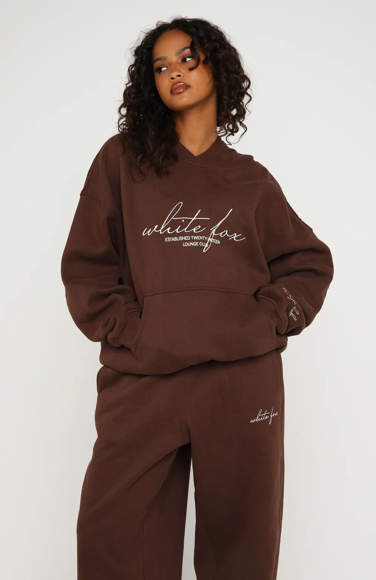 Know What You Want Oversized Hoodie Chocolate - Image 2