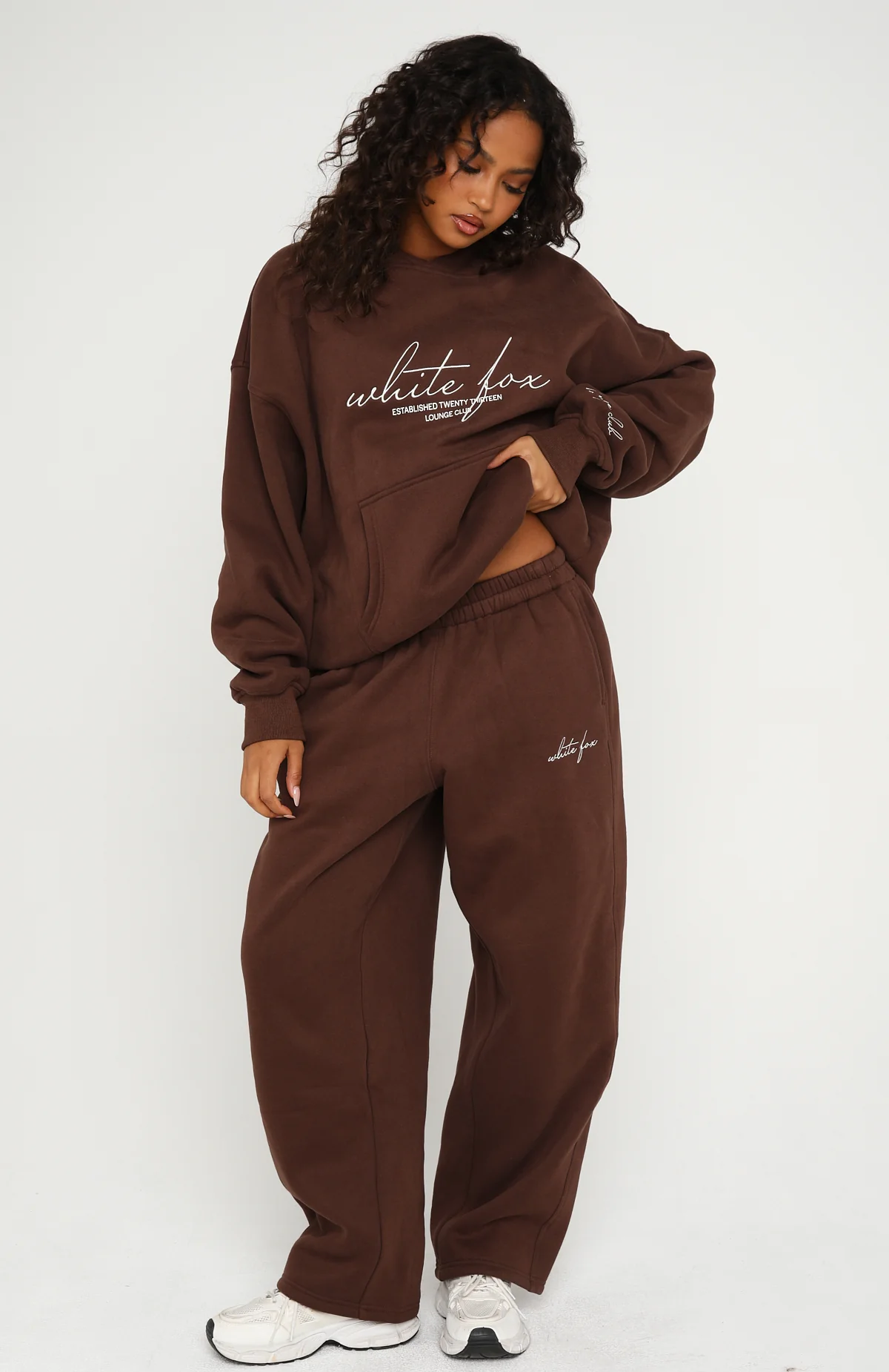 Know What You Want Oversized Hoodie Chocolate - Image 5