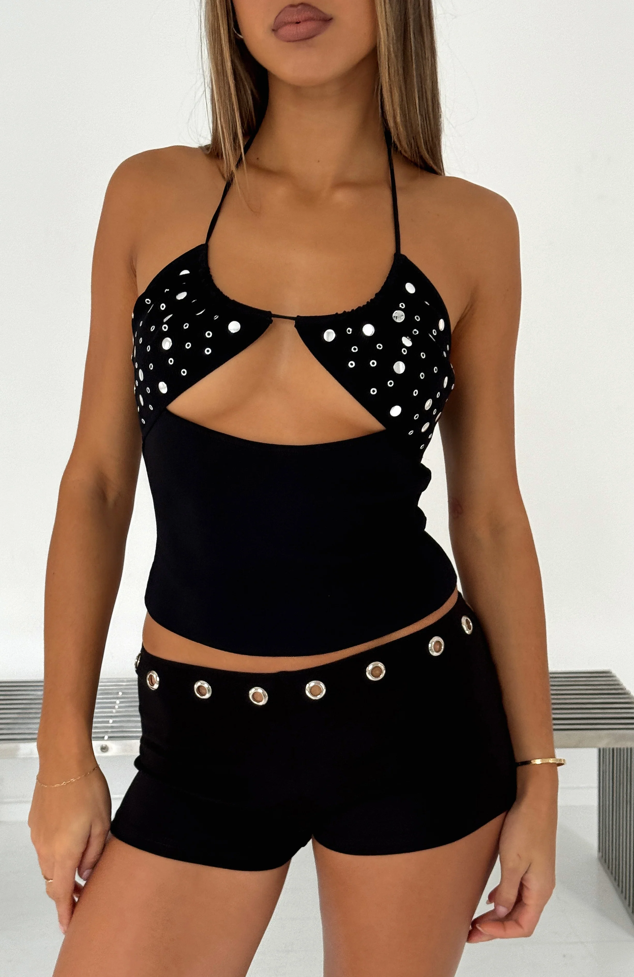 Left On Read Halter Top Black - Image 7