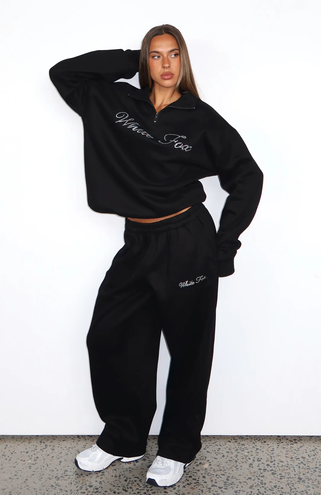 Make It Or Break It Barrel Leg Sweatpants Black - Image 5