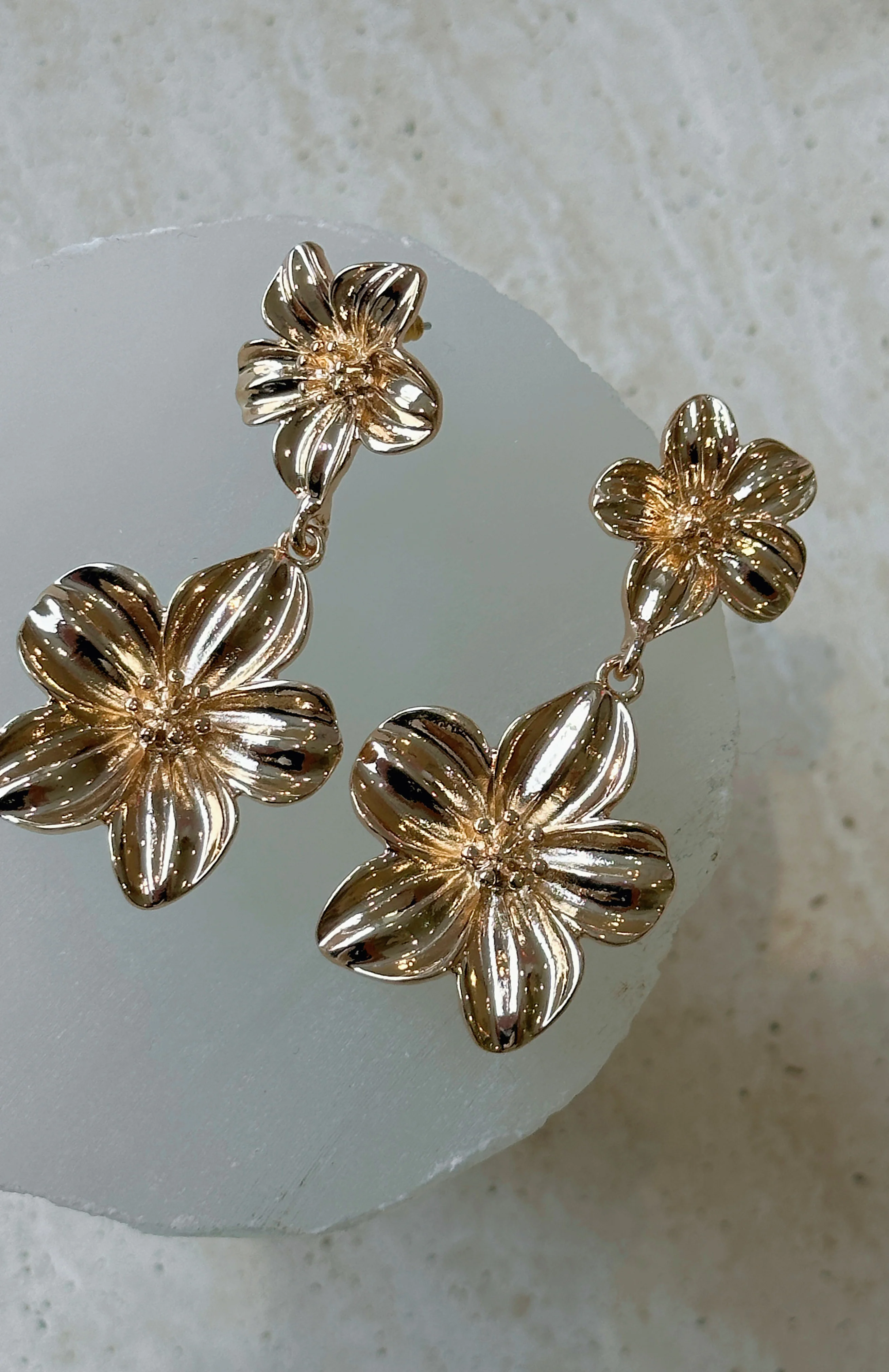 Moana Statement Earrings Gold - Image 4