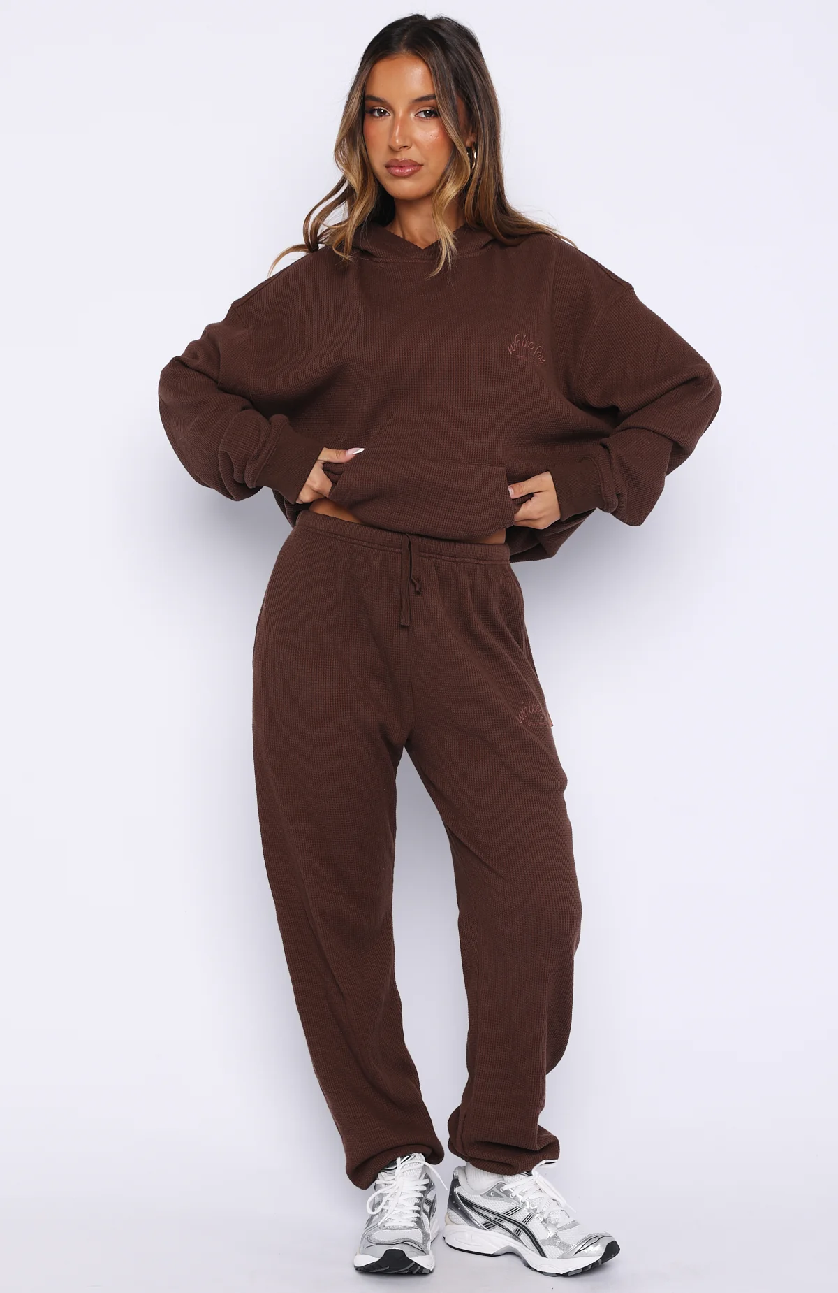 Moving Out Waffle Sweatpants Chocolate - Image 2