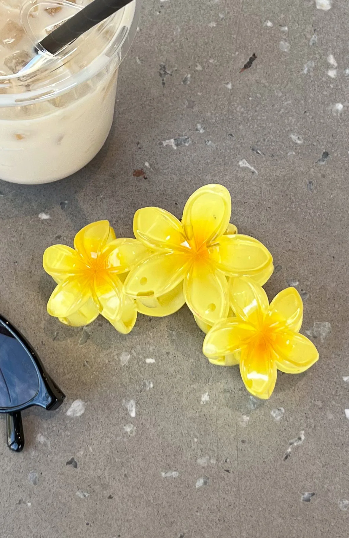 Parker Hair Clip Yellow - Image 2