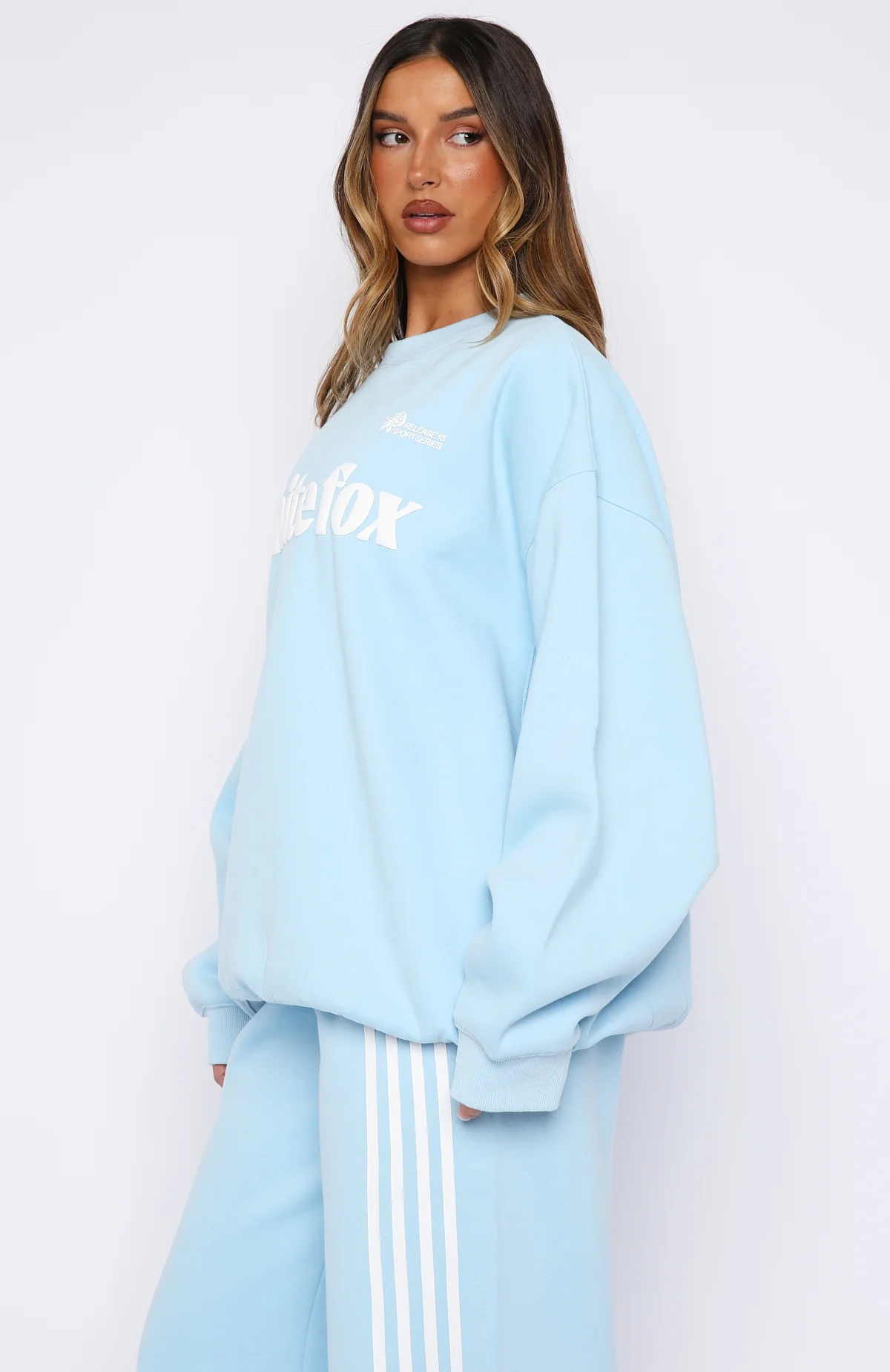 Release 15 Janie Oversized Drop Shoulder Sweater Blue - Image 4