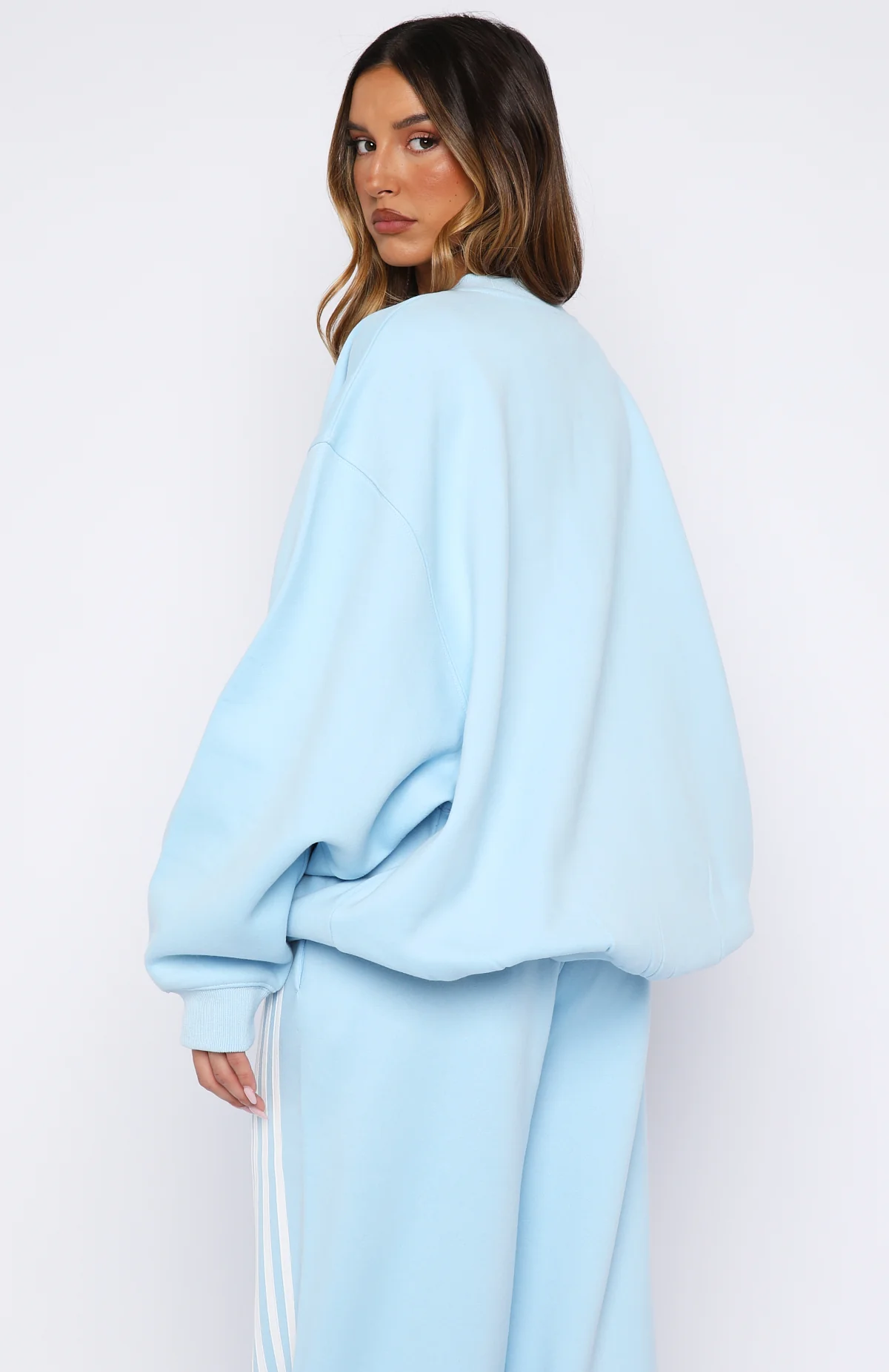 Release 15 Janie Oversized Drop Shoulder Sweater Blue - Image 5