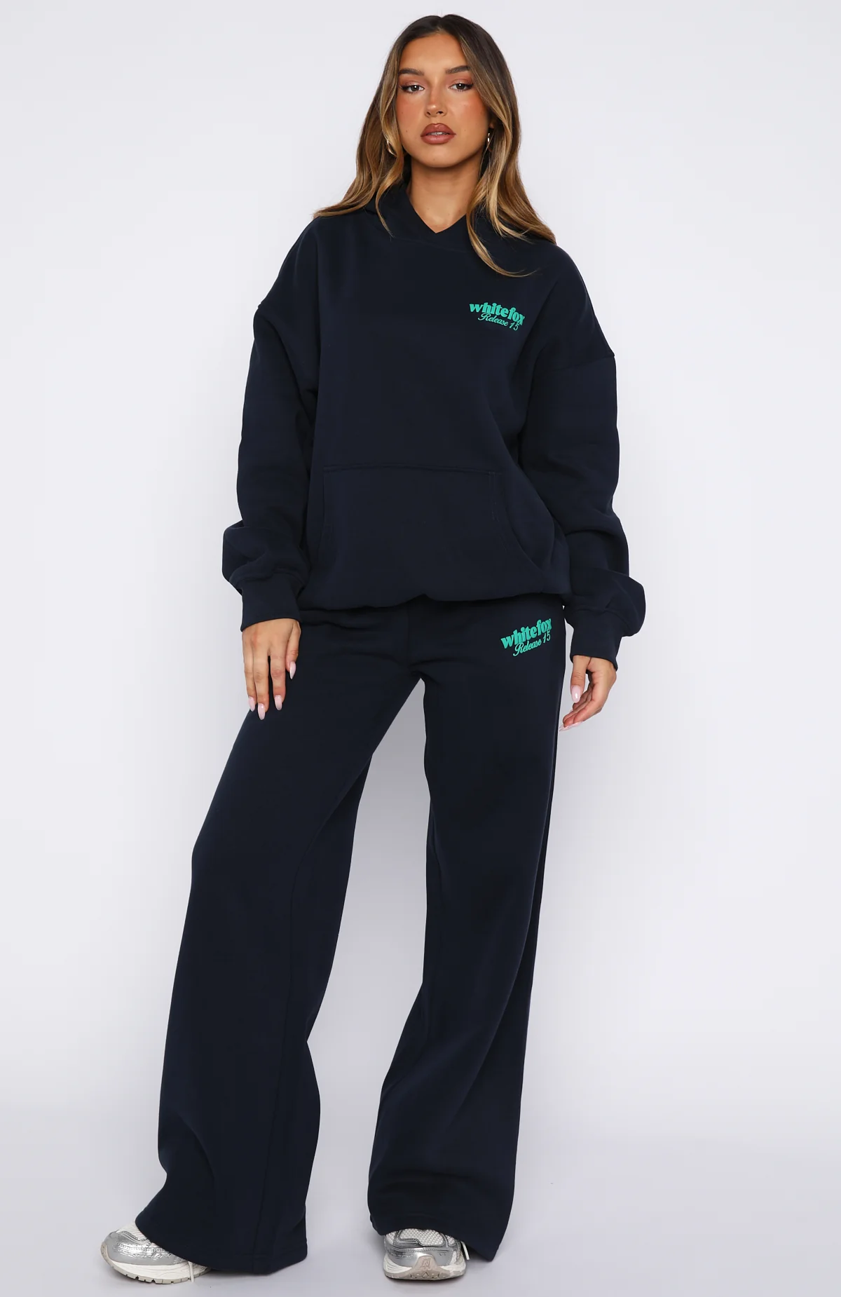 Release 15 Kiana Wide Leg Sweatpants Navy - Image 2
