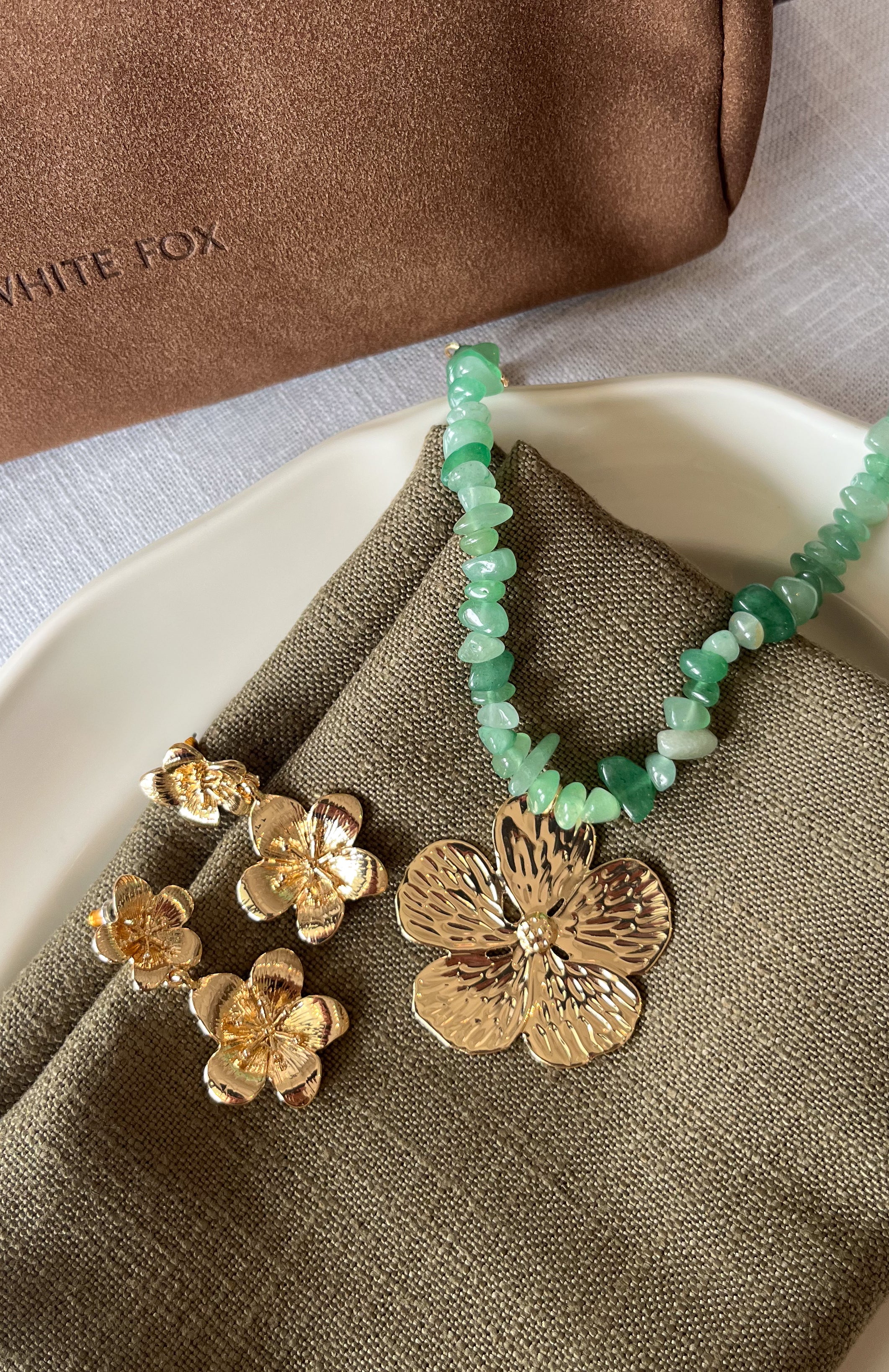 Saylor Necklace Gold/Teal - Image 4