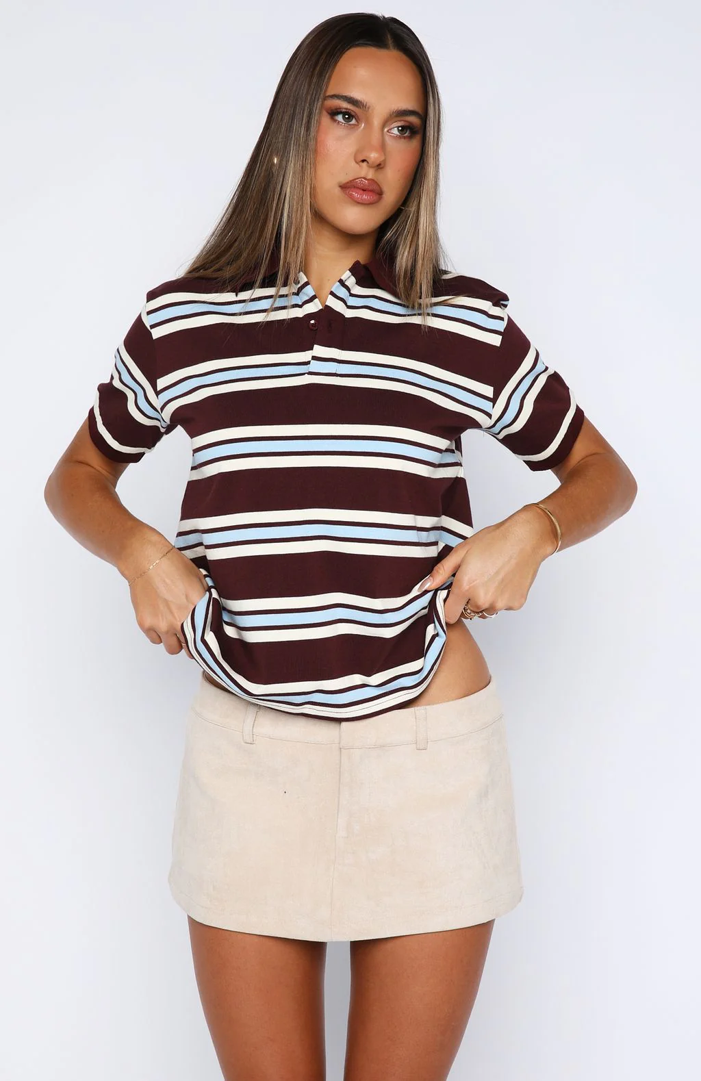 Silent Heartbeat Faux Suede Low Rise Mini Skort Oat - Image 2
