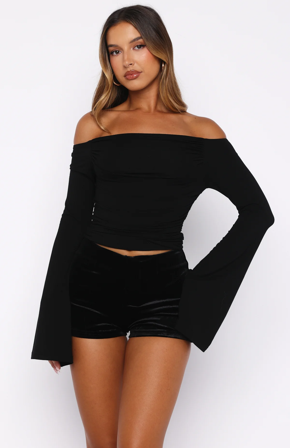 Velvet Teddy Shorts Black - Image 2