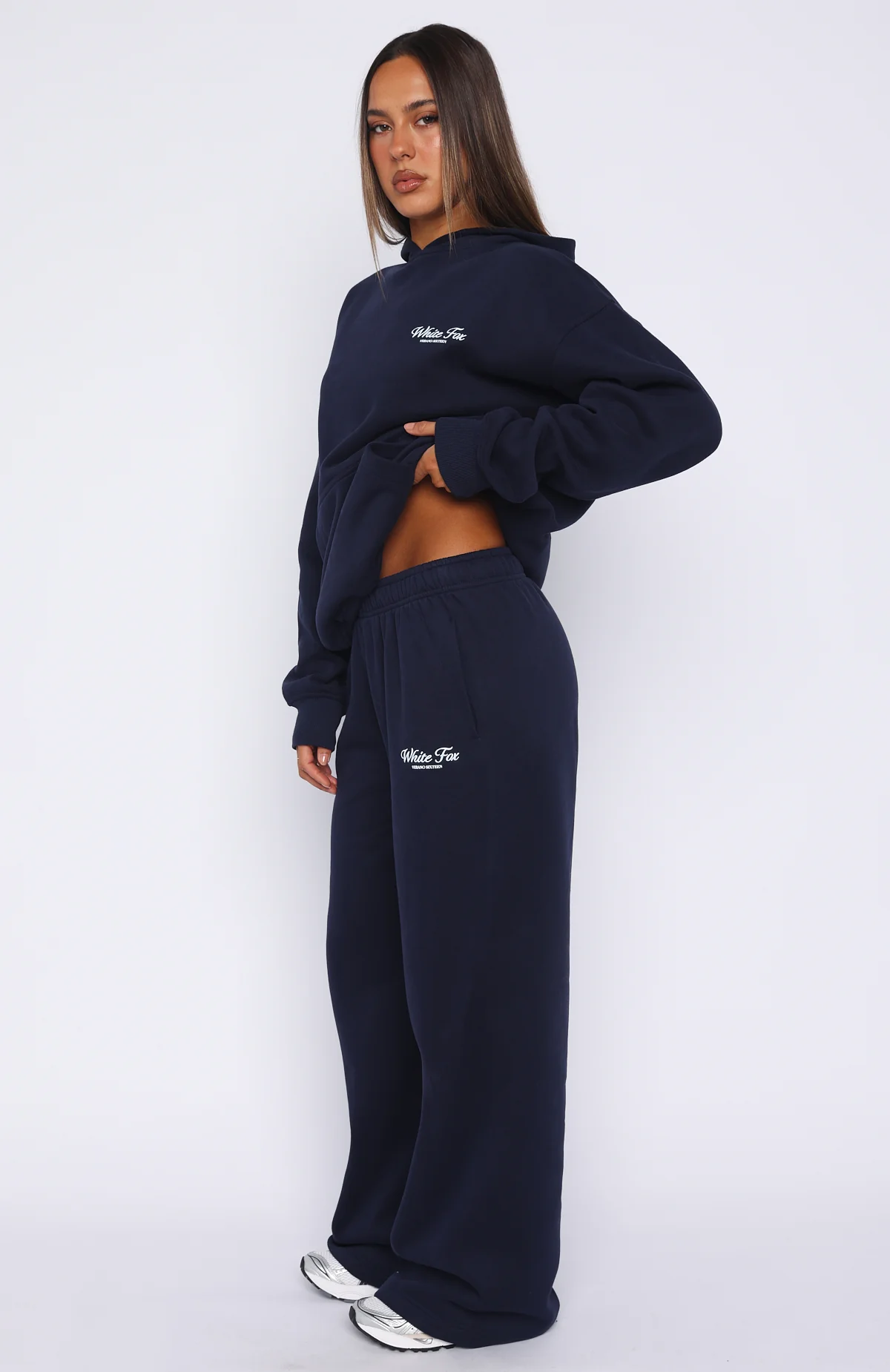 Verano Sixteen Lilia Wide Leg Sweatpants Navy - Image 3
