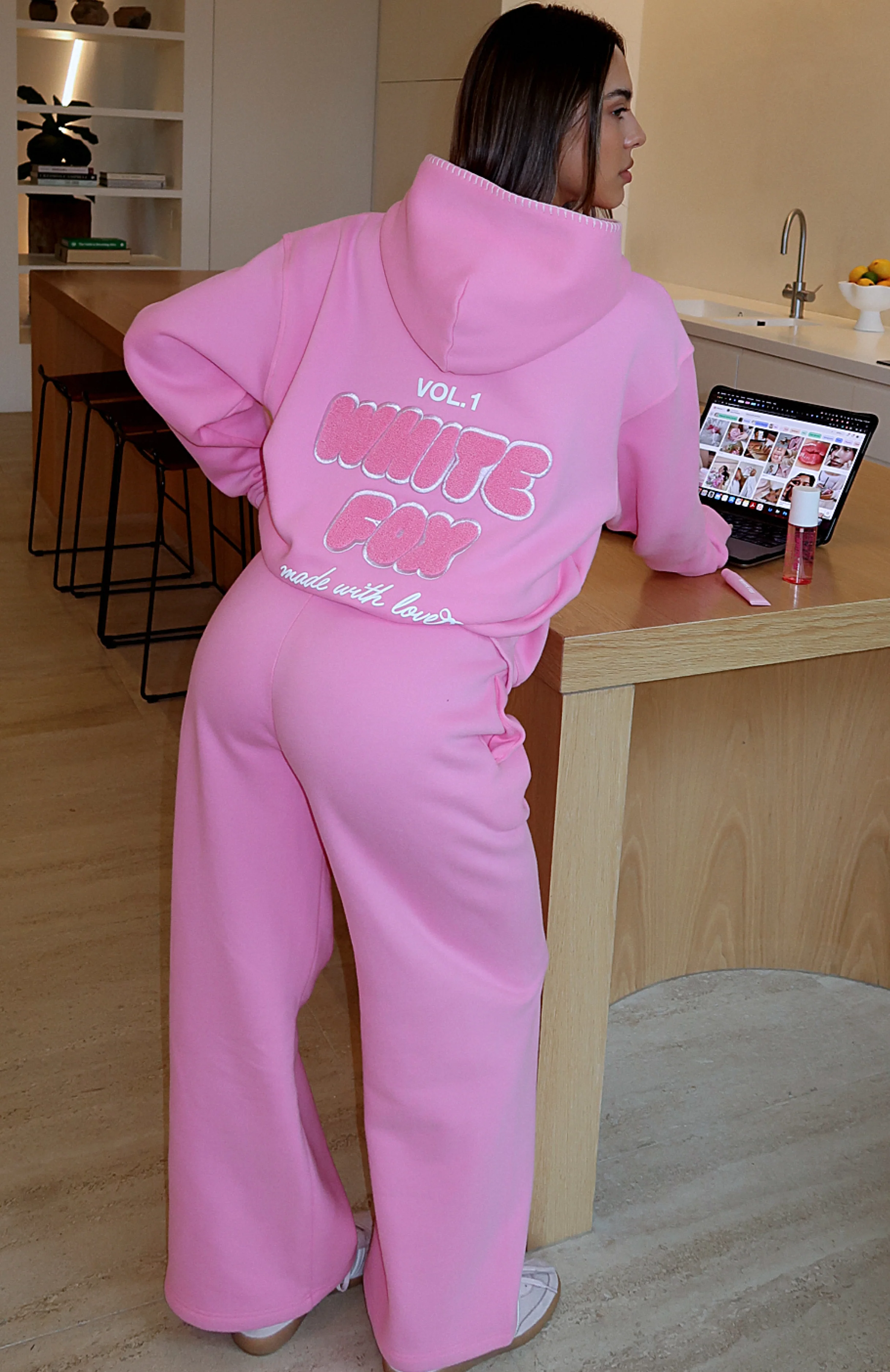 Vol. 1 Wide Leg Sweatpants Bubblegum - Image 6