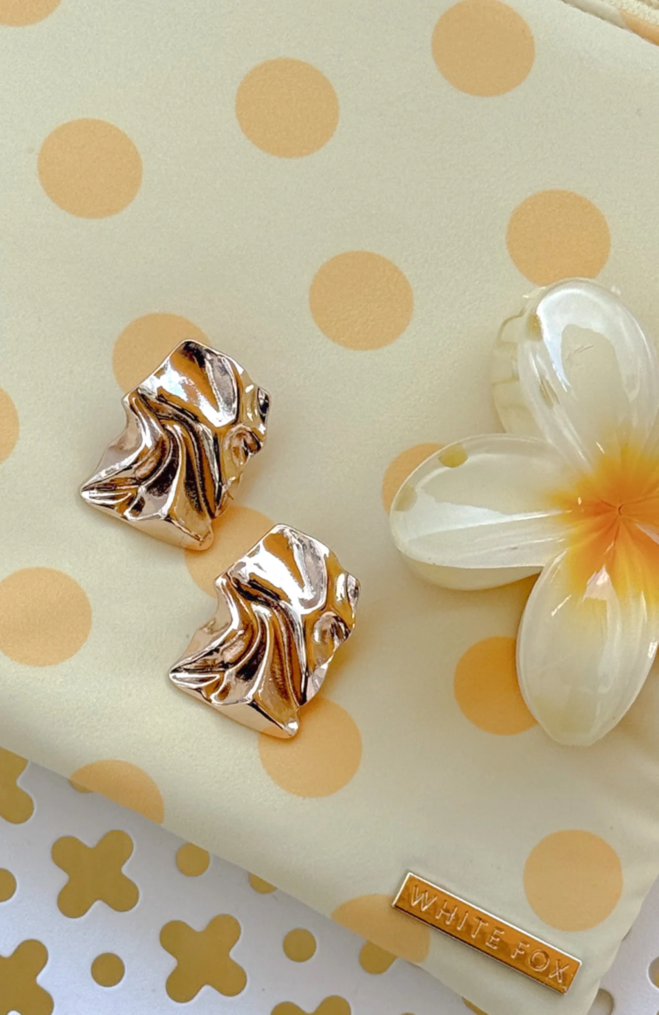 Wisteria Earrings Gold - Image 2