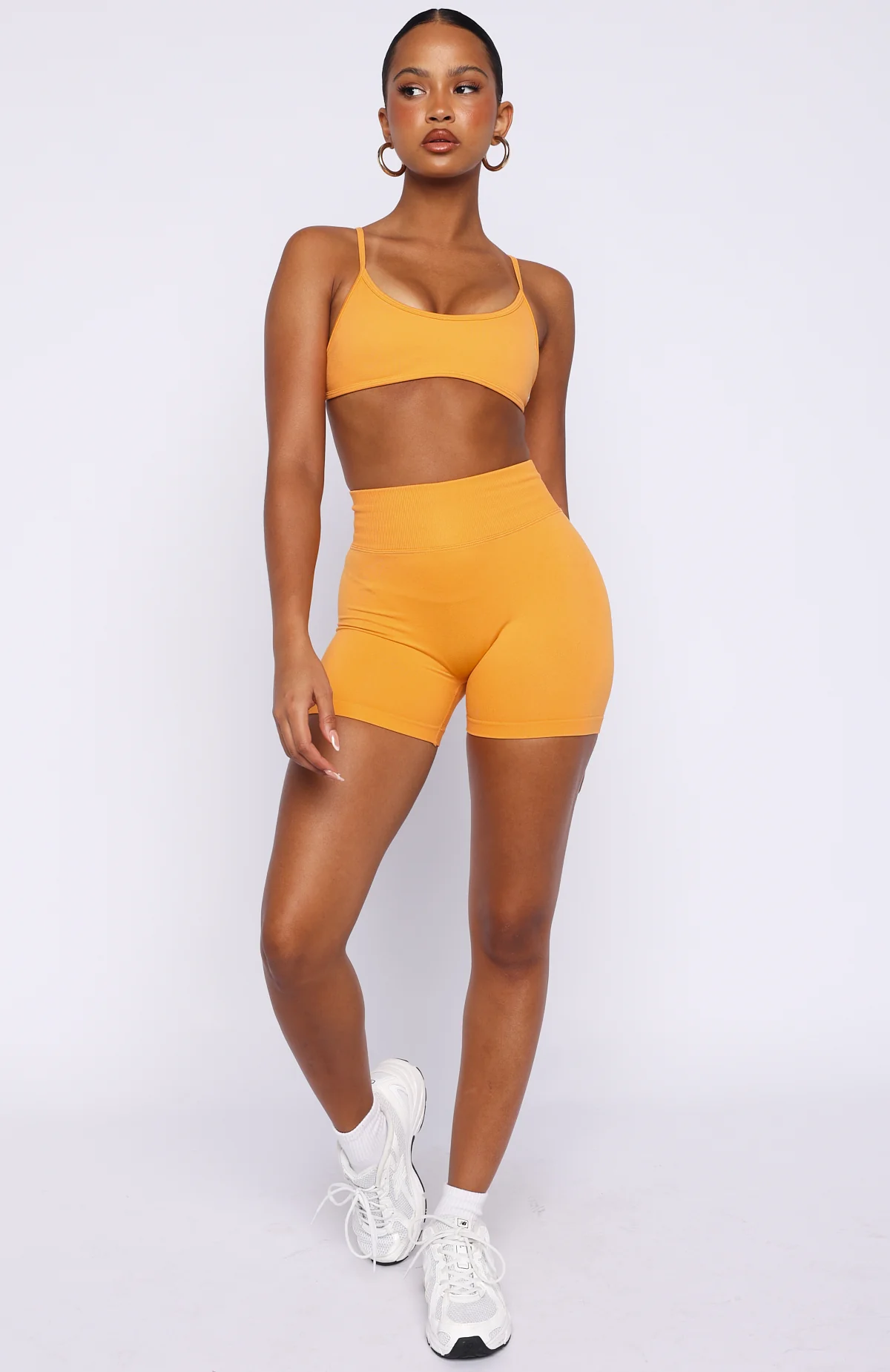 Zoom Seamless Shorts 4" Mango - Image 6
